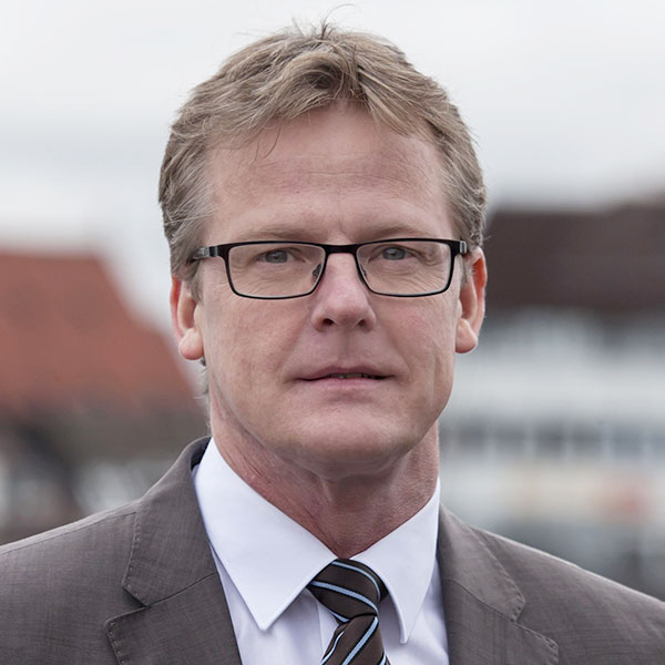 Pol_PLuettmann